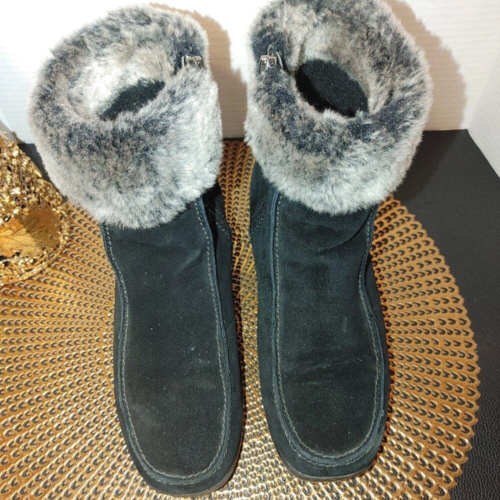 Boots Size 9